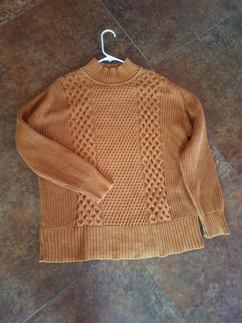 GAP Women's Cable Knit Crew Sweater - Camel Brown M